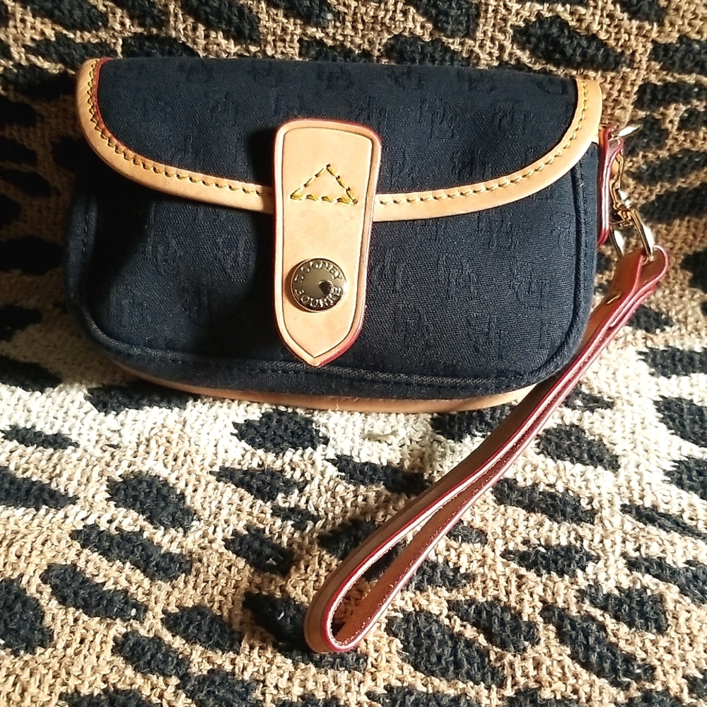 Dooney Bourke Wristlet